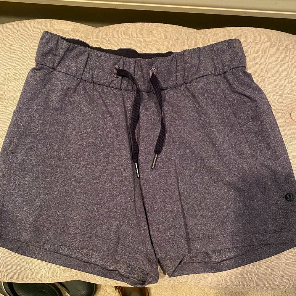 Lululemon size 2 gray shorts
